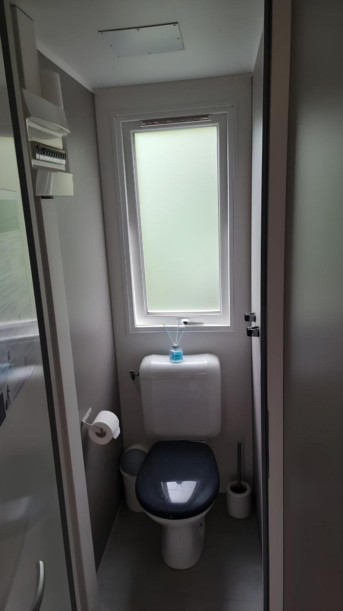 Cozy Tiny Solhouse 7 - Near Groningen - 5 Star Location Apartman Kropswolde Kültér fotó